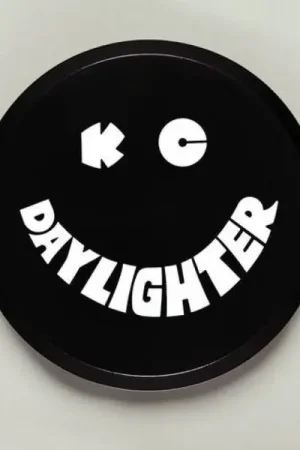 Last Chance KC HiLiTES 6in. Round Hard Cover for Daylighter/SlimLite/Pro-Sport (Single) - Black w/White Smile