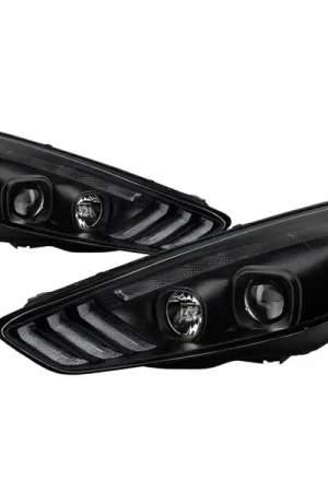 Discount Spyder 15-18 Ford Focus Projector Headlights - Seq Turn Light Bar - Black PRO-YD-FF15-LBSEQ-BK