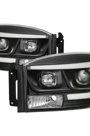 Spyder Dodge Ram 1500 06-08 V2 Projector Headlights - Light Bar DRL - Black (PRO-YD-DR06V2-LB-BK) Handmade