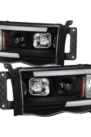 Spyder 02-05 Dodge Ram 1500 Light Bar Projector Headlights - Black (PRO-YD-DR02V2-LB-BK) Certified