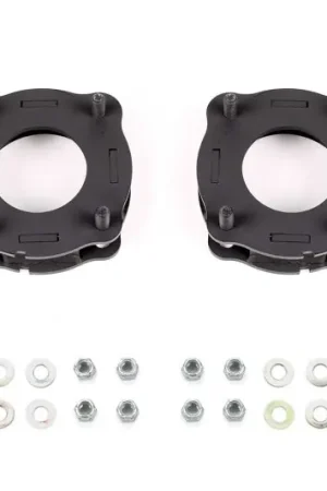 Crafted Fabtech 2022 Toyota Tundra 1.5in Leveling Kit - Front Spacers and Hardware