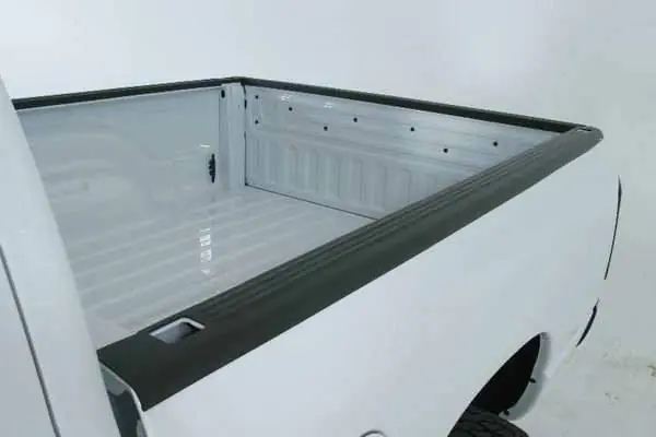 Limited Edition Wade Black Ribbed Bed Cap without Stake Hole Pockets - 731